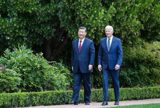    Си Цзиньпин и Джо Байден