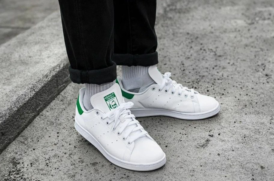 Кроссовки adidas Stan Smith. Стэн Смит кроссовки. Adidas Stan Smith зеленые. Фышыфв ыефт ыьшкр.