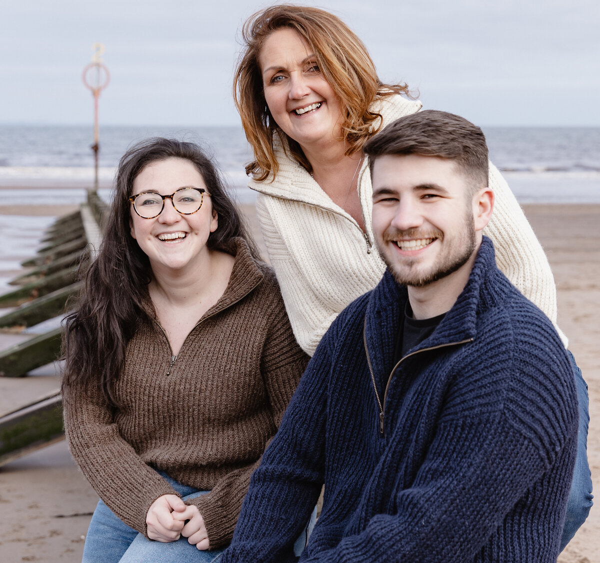 Вязаный свитер с горловиной на молнии