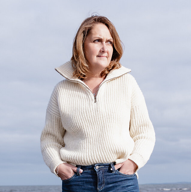 Вязаный свитер с горловиной на молнии 