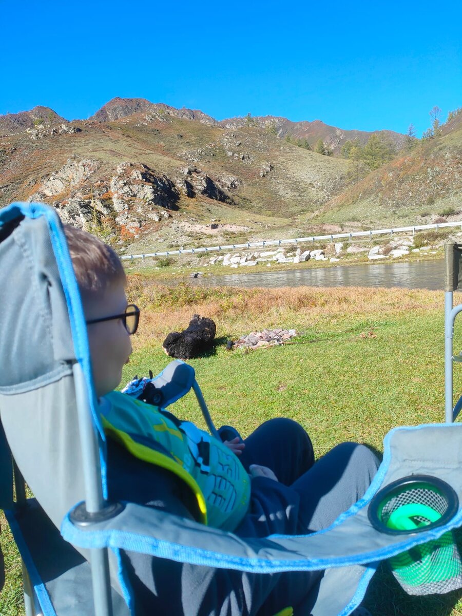 На берегу реки Урсул. Онгудайский район.