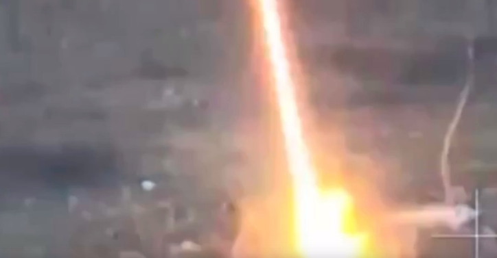 Такие фото широко ходили по сети. 