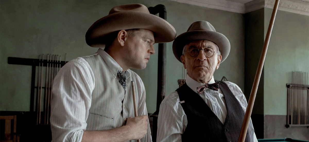 Кадр из фильма "Убийцы цветочной луны", реж. Мартин Скорсезе 