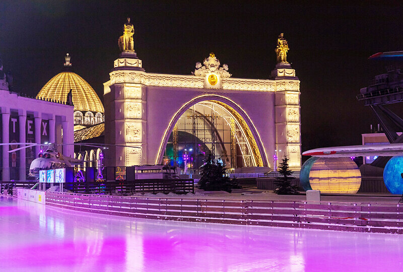    Каток «Полет во времени» на ВДНХ