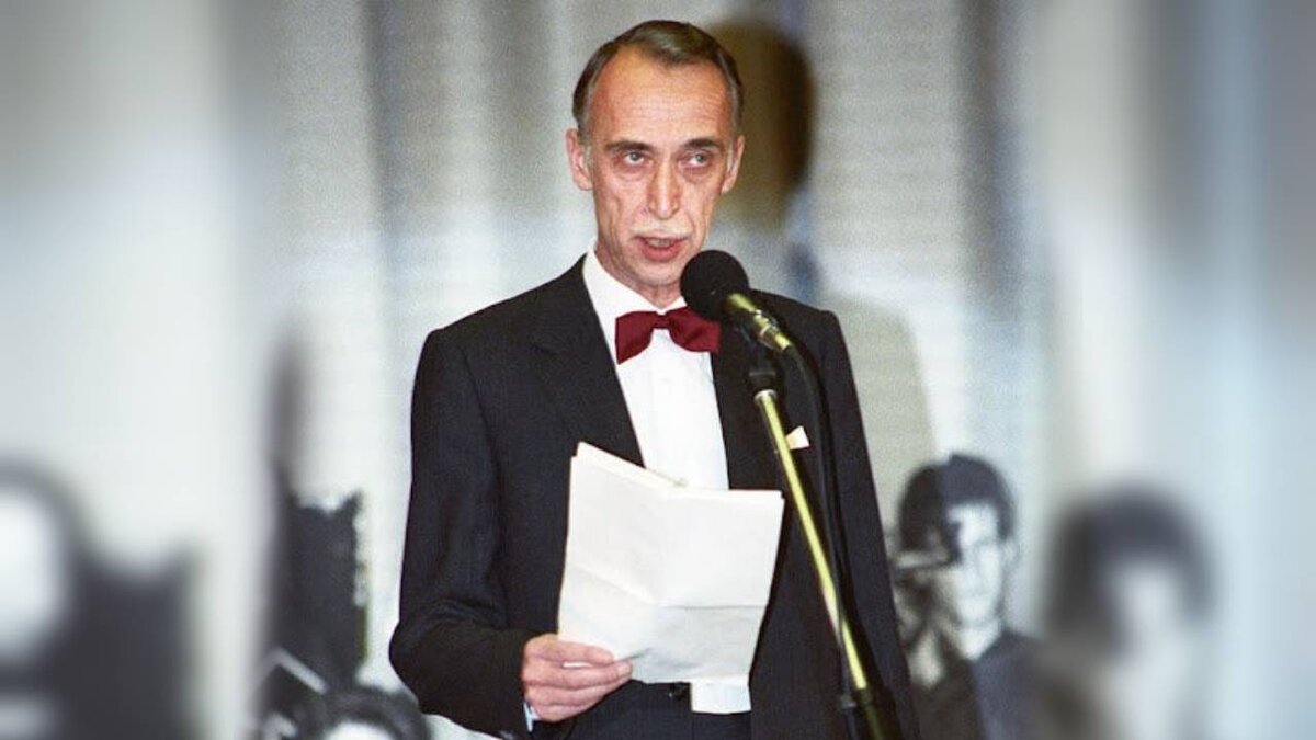 Александр Иванов