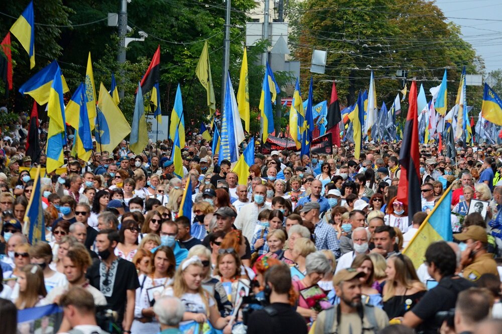 ТОЛПУ МОЖНО ЗАВЕСТИ ТАК, ЧТО МАЙДАН УЖЕ БУДЕТ НЕ ОСТАНОВИТЬ. © ALEKSANDR GUSEV KEYSTONE PRESS AGENCY/GLOBALLOOKPRESS