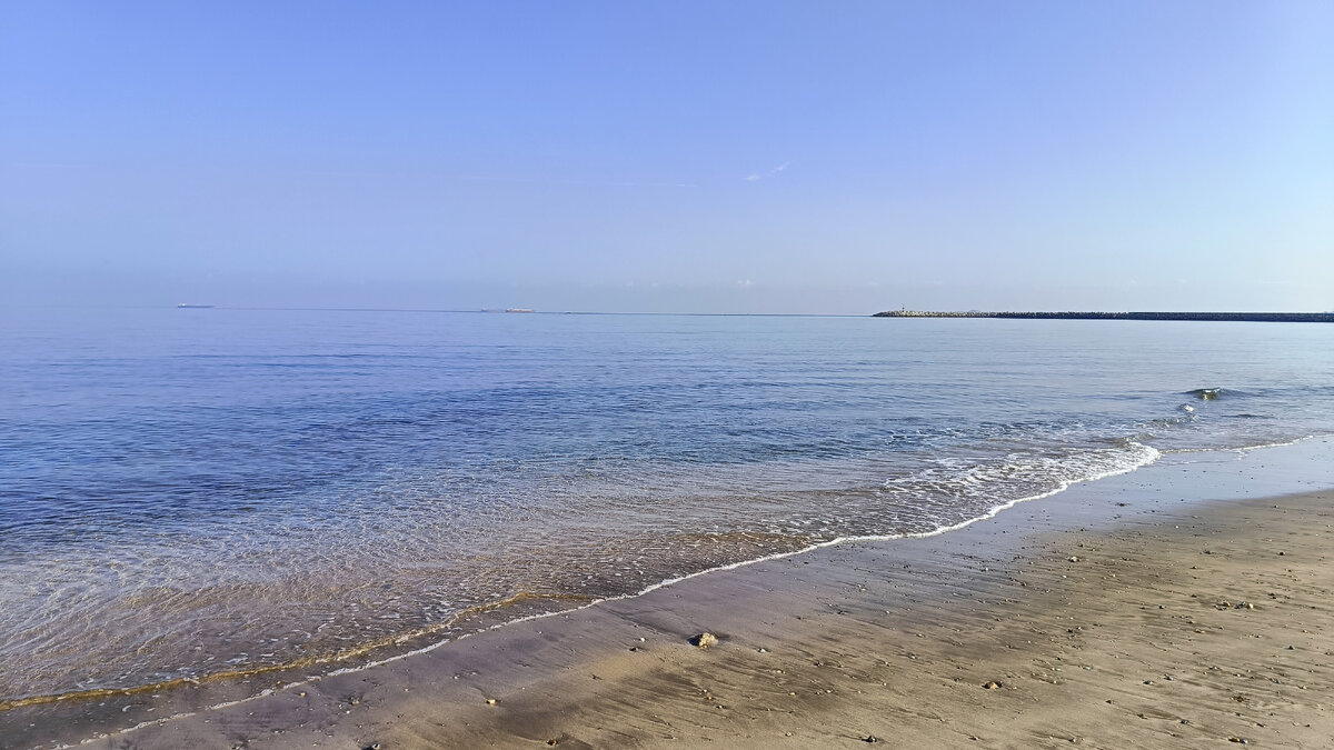 Оманский пролив, в картах написано Oman sea
