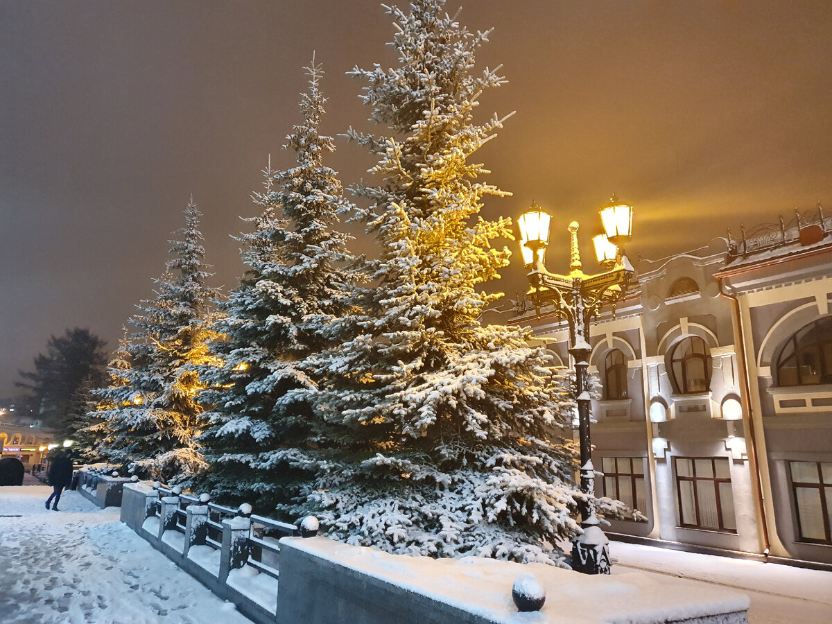 Листнула галерею фоток на три года назад) 