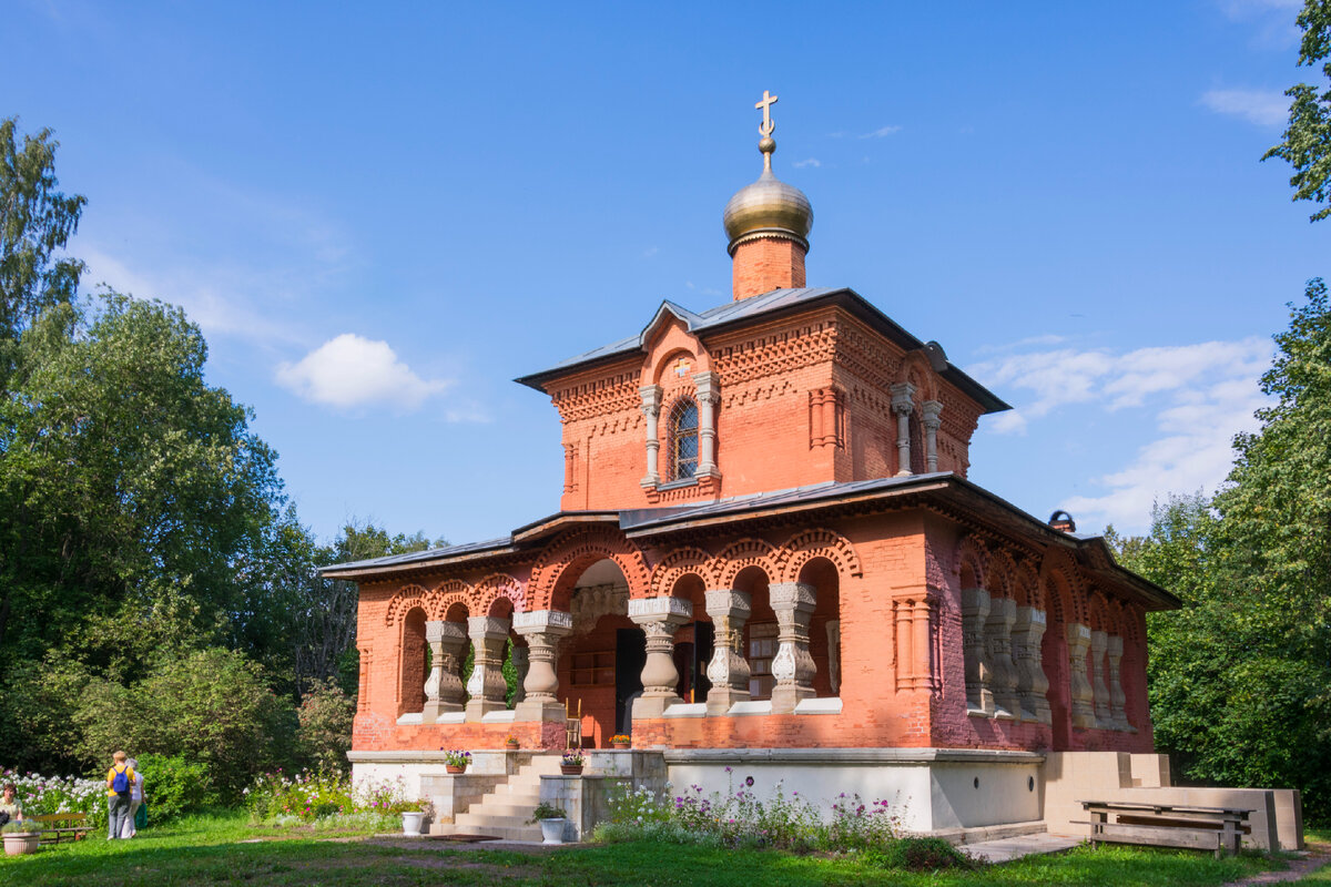 Церковь в Михайловке Петергоф