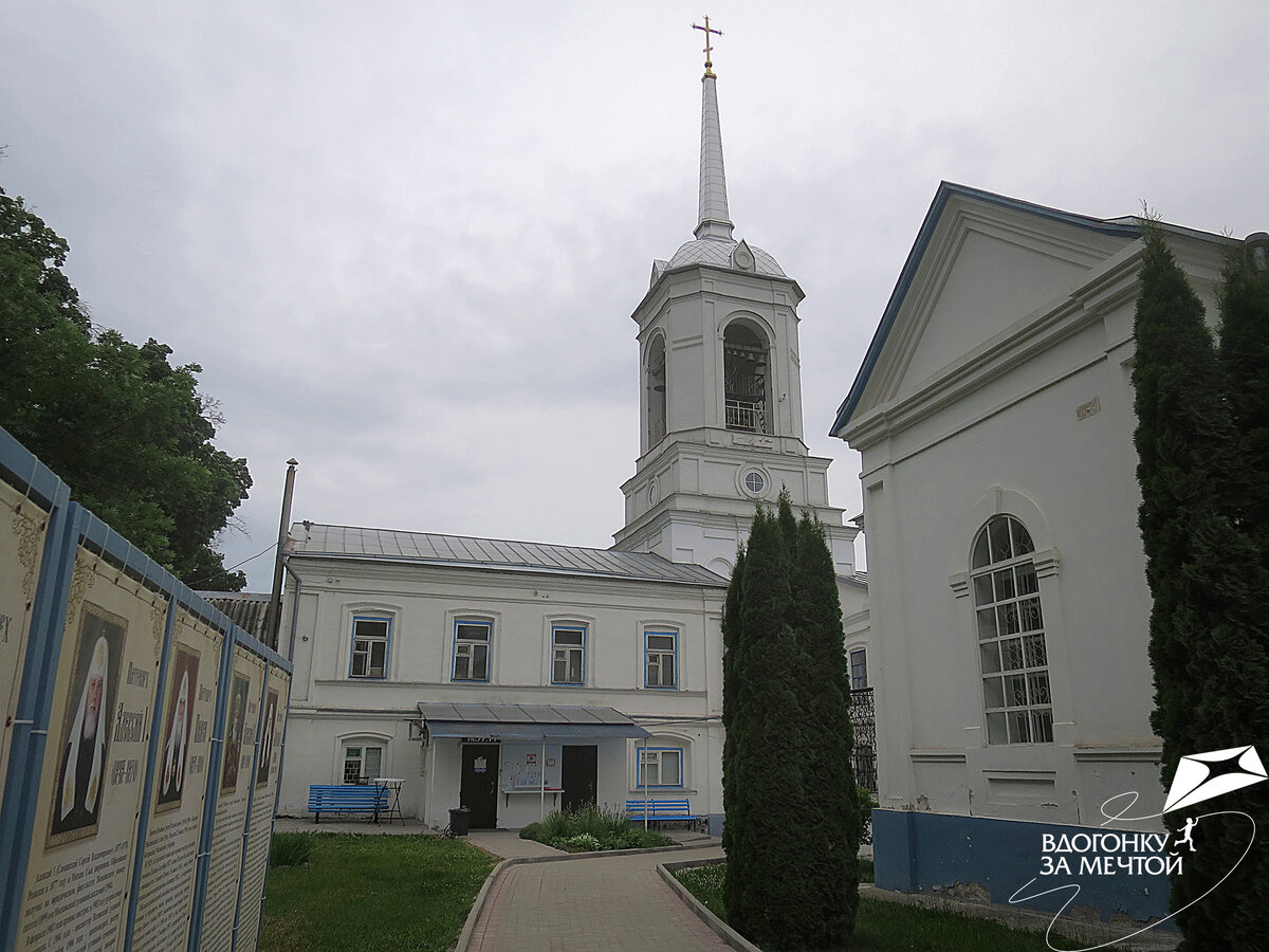 Святогорский Успенский монастырь / листаем фото