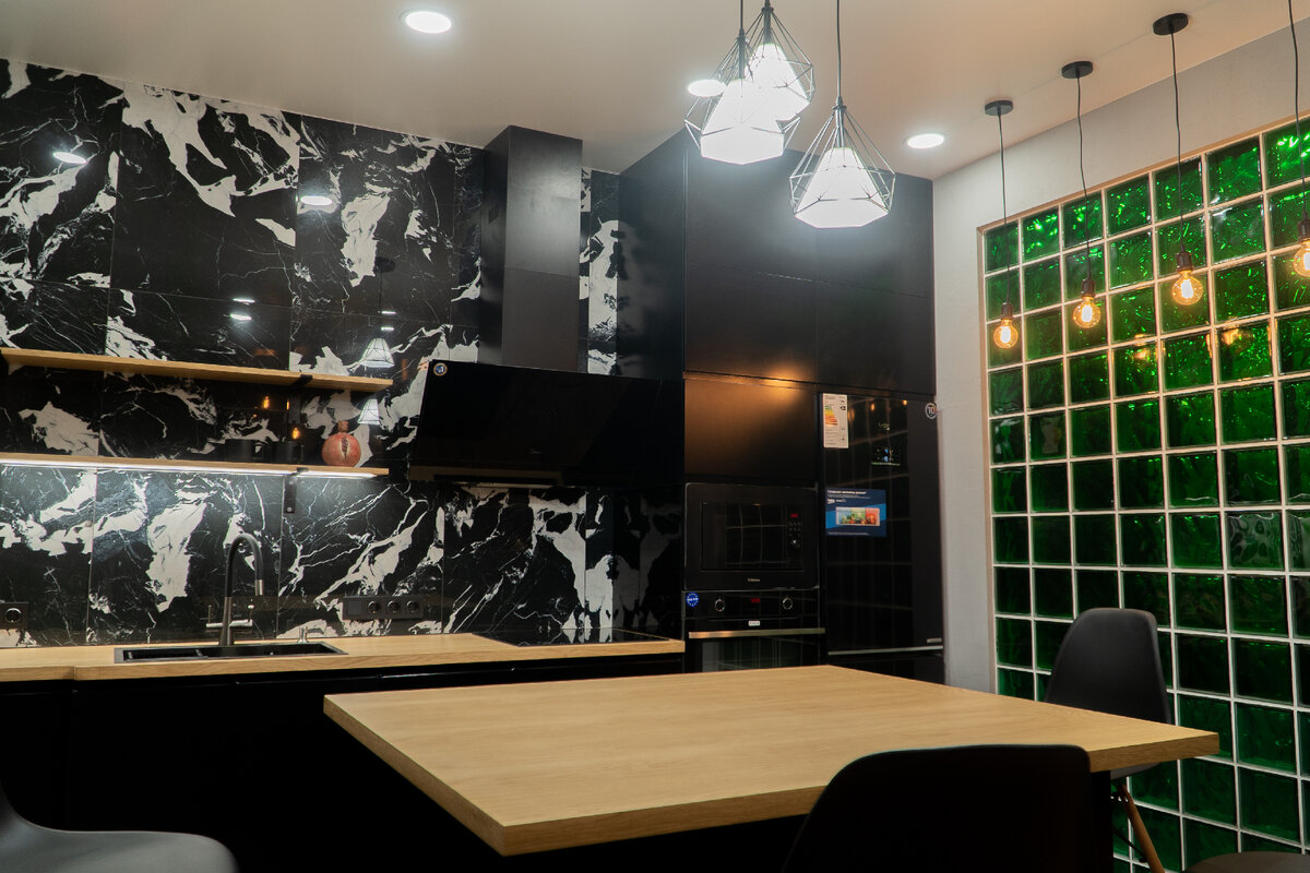 реализация авторского проекта «Хозяин» нашего ведущего дизайнера Виктории Ракитиной. Дизайн, ремонт и мебель - полностью нашего авторства. 