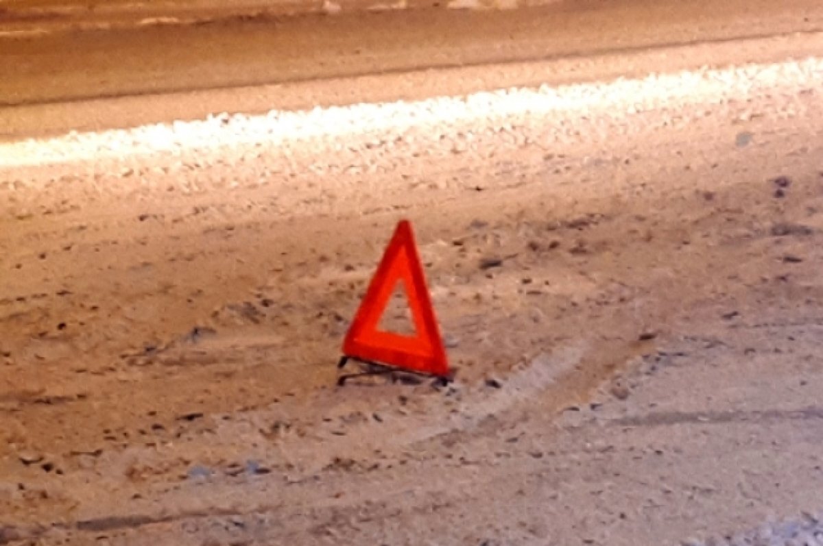    Во Владивостоке у фуры отказали тормоза, автомобиль загорелся