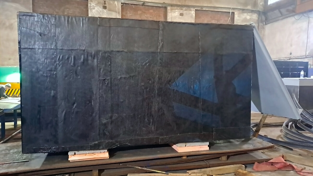 С заказчиком уточняются габаритные размеры канализационной насосной станции, согласовывается вертикальная или горизонтальная установка