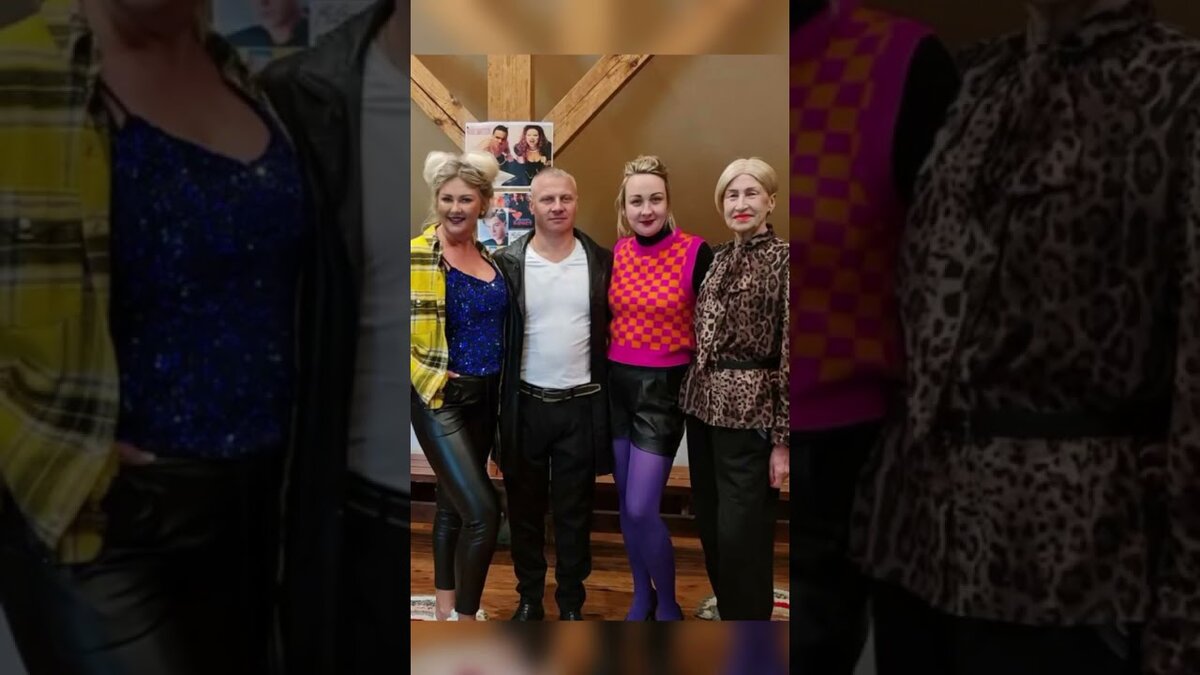 Кадр из видео с песней-переделкой «30 лет» («Сектор газа») на юбилей мужчине