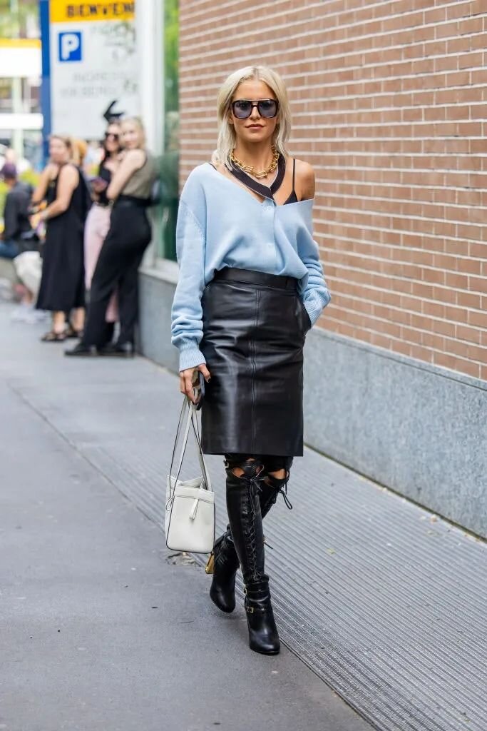 Кожаный топ бра и кожаная юбочка – стильные советы