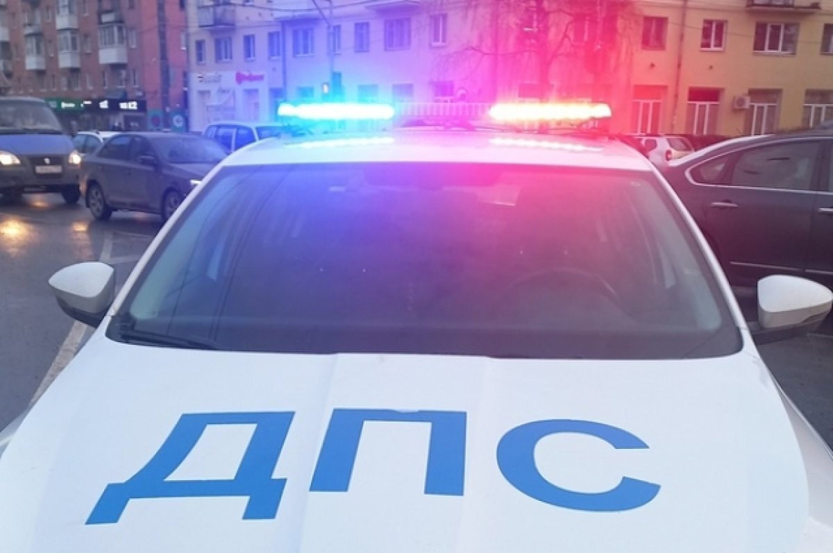    В Твери 16-летняя девушка взяла у парня ключи от авто и поехала кататься