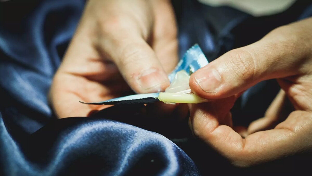     Акушер-гинеколог Анастасия Дергачева в беседе с NewsNN развеяла миф о пользе секса. По ее словам, с научной точки зрения наличие или отсутствие половых контактов никак не влияет на здоровье.