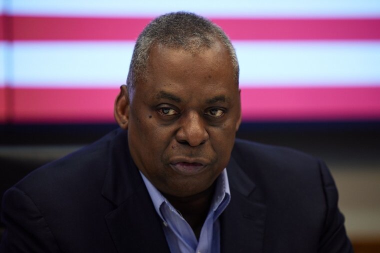    Глава Пентагона прибыл в Киев и заявил, что США будут продолжать поддерживать Украину