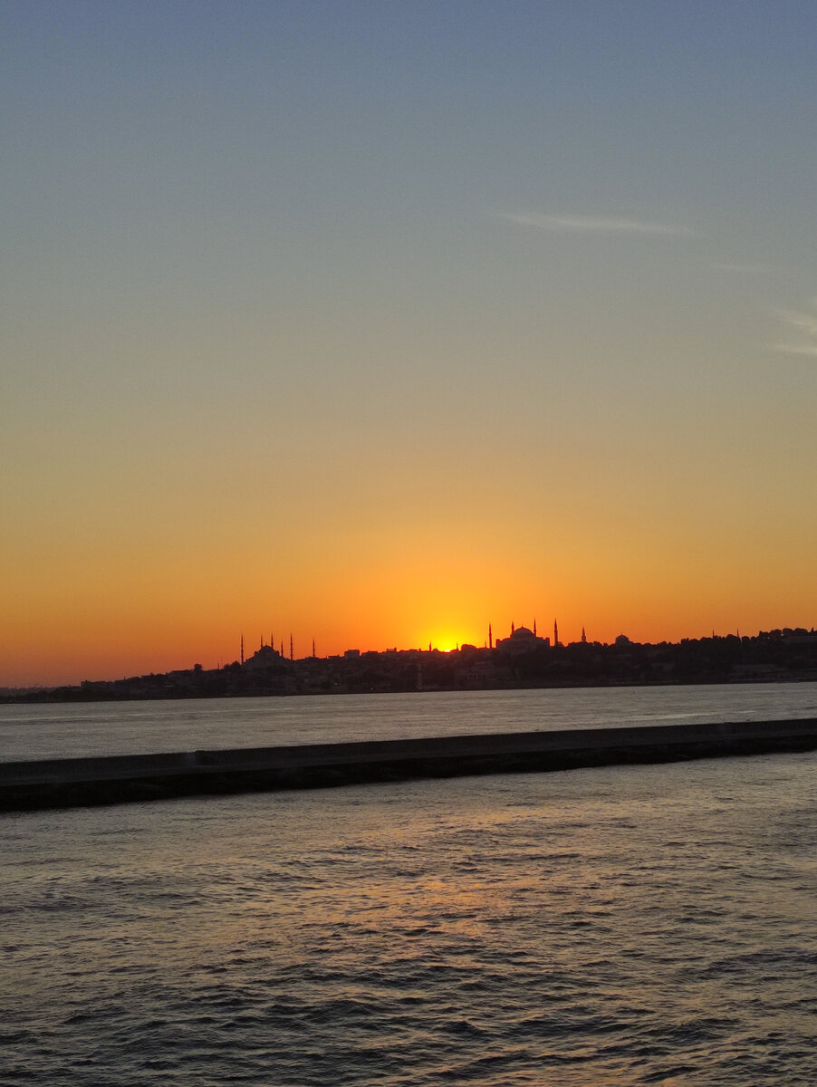 почти получилось, до того самого кадра остается буквально несколько минут.