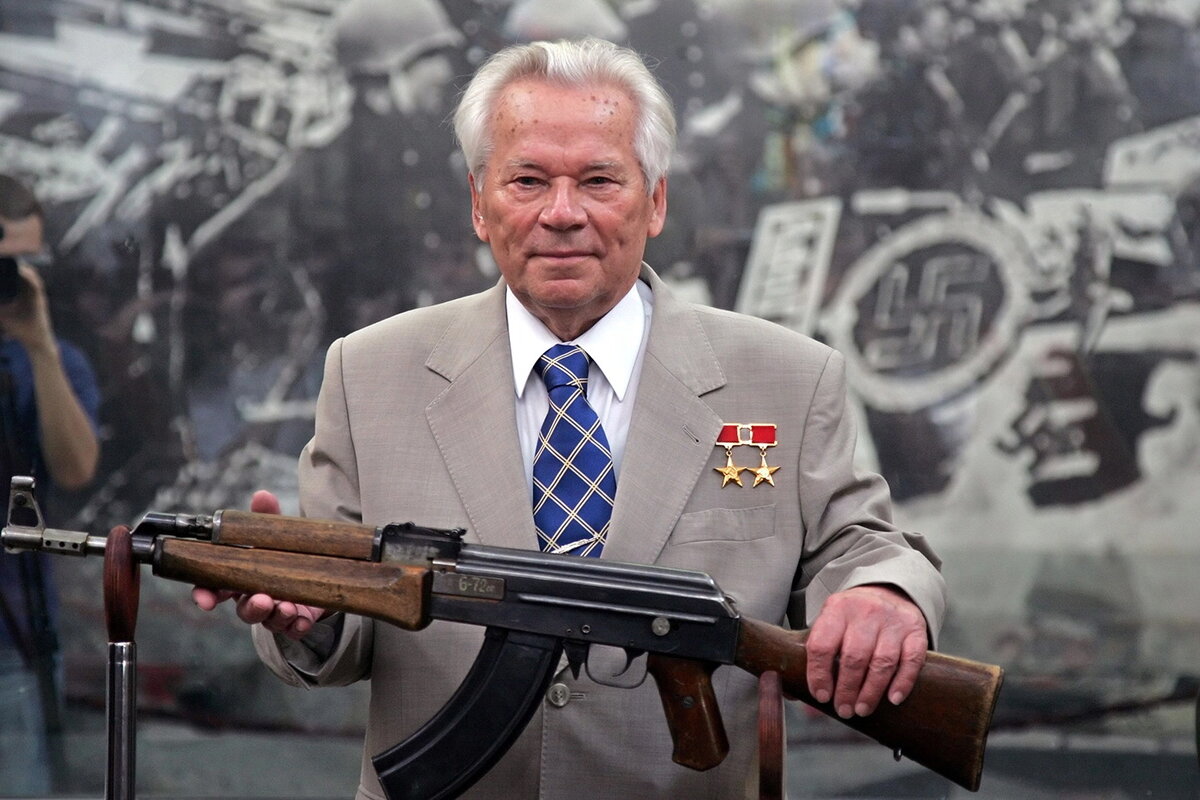 Калашников михаил тимофеевич фото в молодости