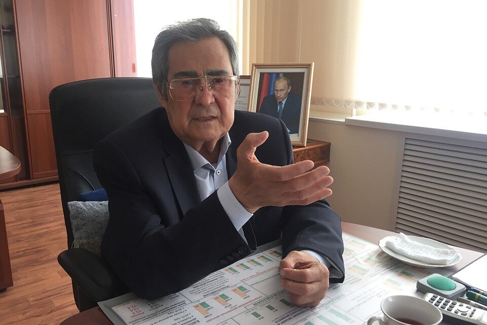    Прощание с экс-губернатором Кузбасса Аманом Тулеевым пройдет 22 ноября. Фото: Владимир Ворсобин