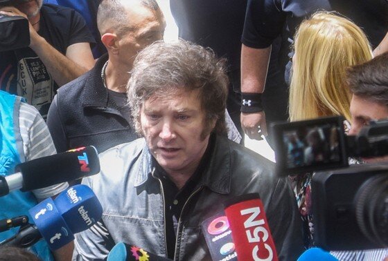    Хавьер Милей