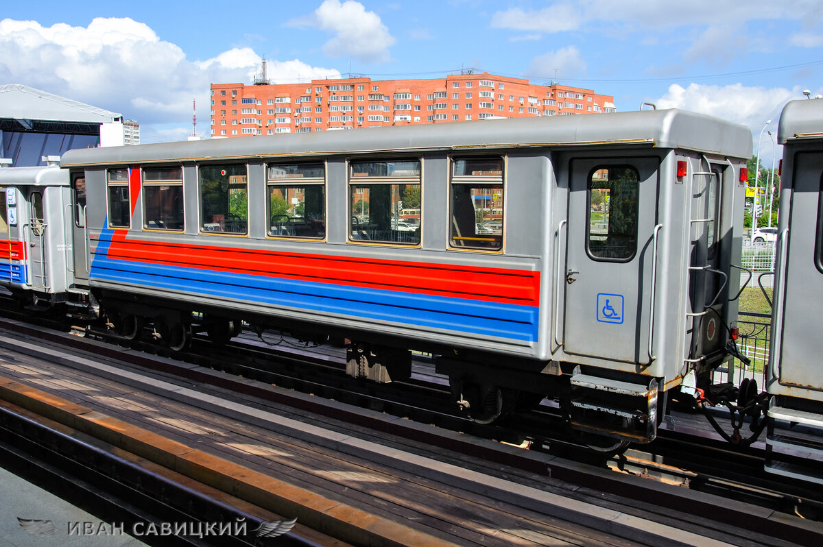 Удобные пассажирские вагоны! есть и старые Пафаваги в работе.