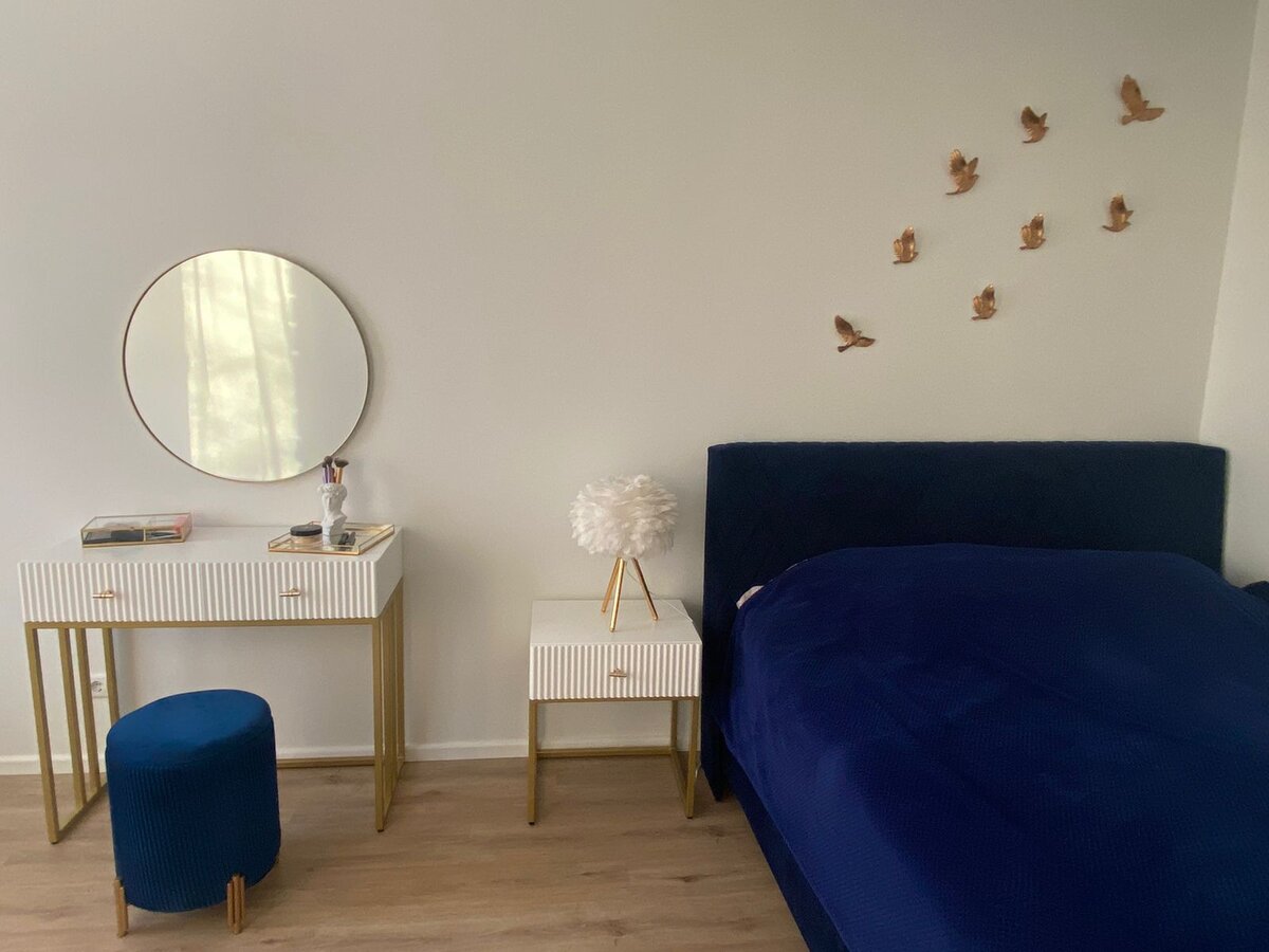 Консольный столик и тумба для Александры