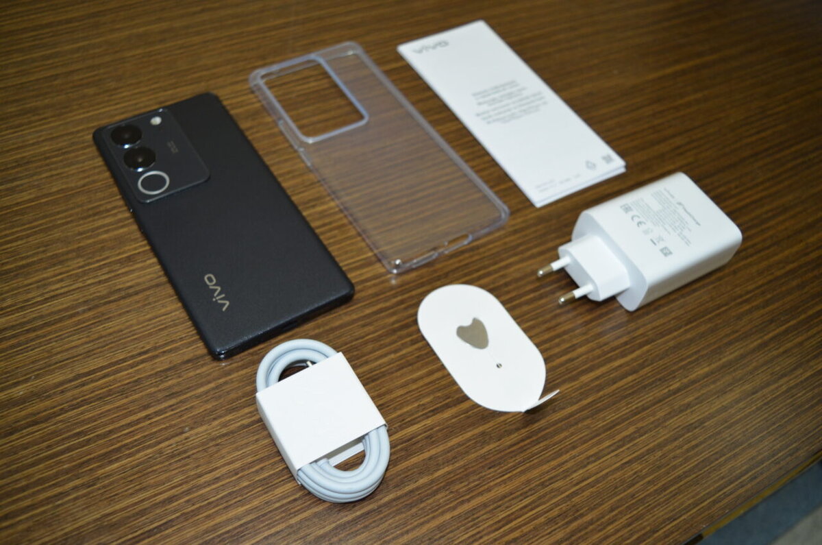 Комплектация vivo V29