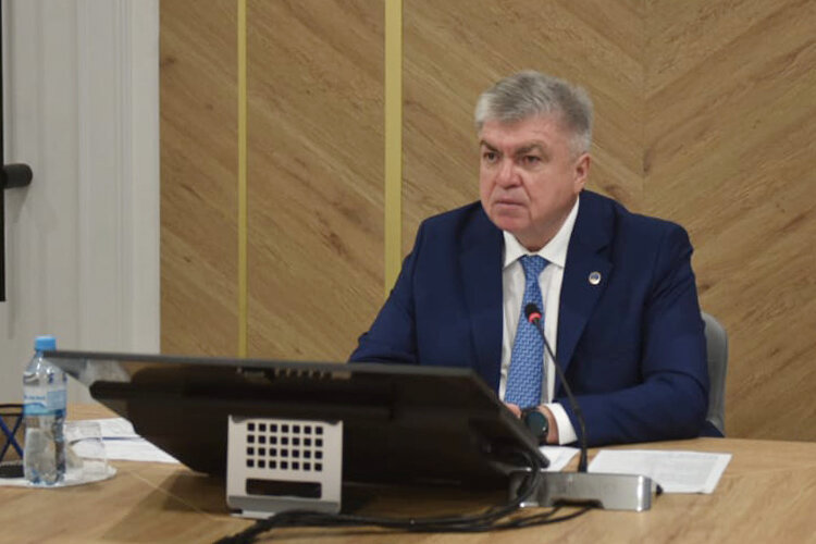    Долг перед бюджетом республики разозлил Наиля Магдеева. «Налоги, — сокрушался мэр, — основа социальной политики города. Поддержка семей мобилизованных, покупка автобусов — все это возможно благодаря отчислениям граждан и предприятий города» Валерия Купцова