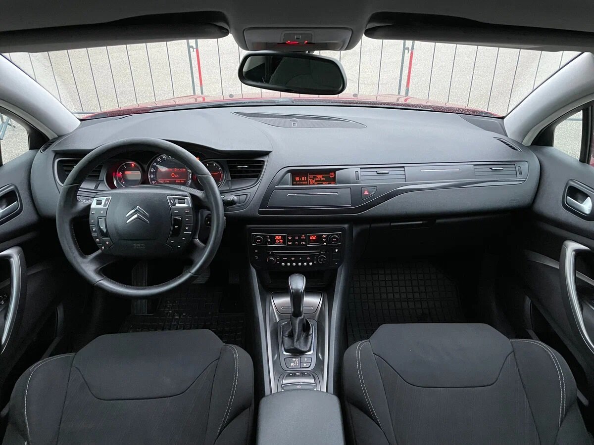 Внутреннее убранство.