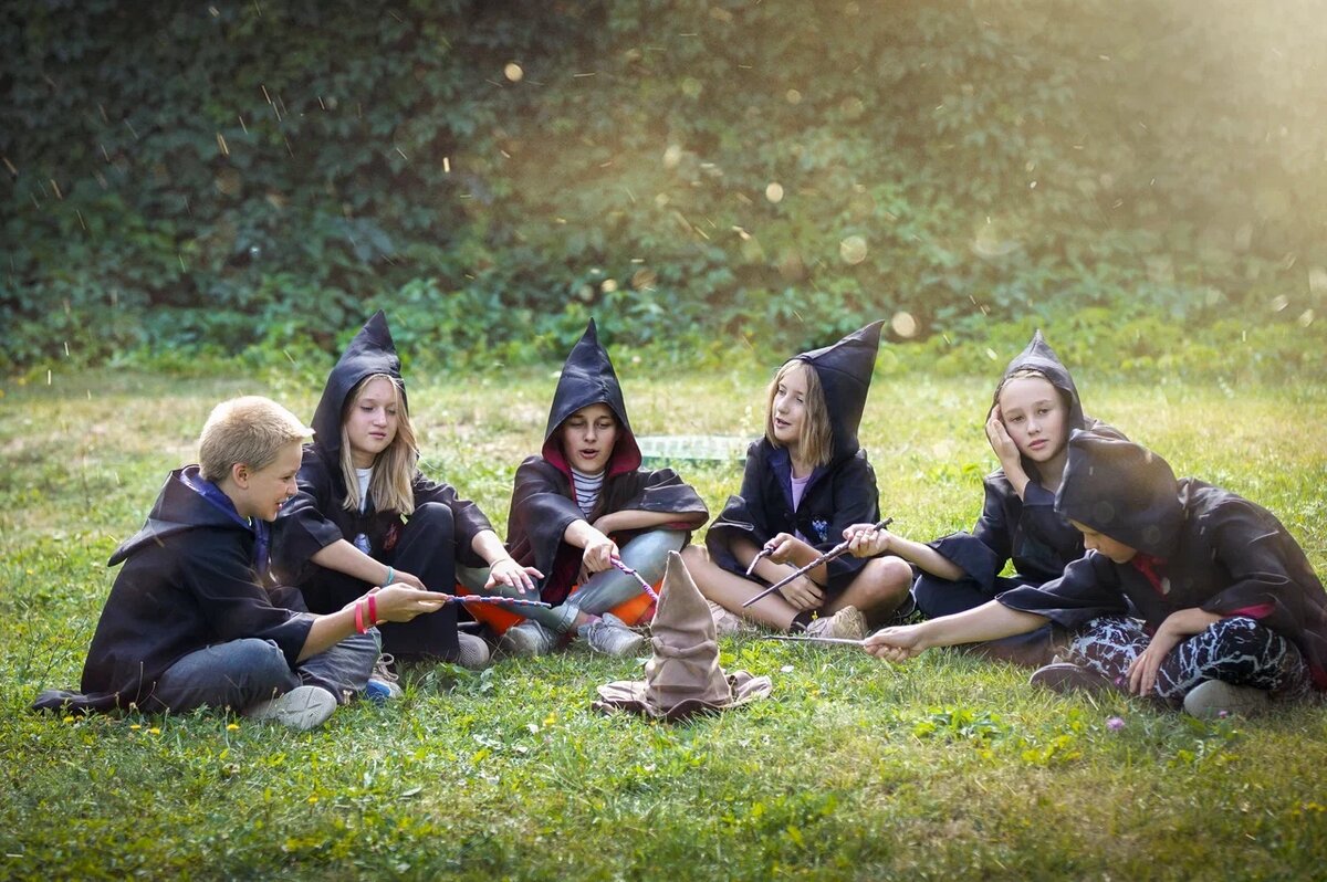 Summer camp 2024. Школа волшебников лагерь. Летний лагерь 2024. Лагерь Стань волшебником. Лагерь в Подмосковье послезавтра.