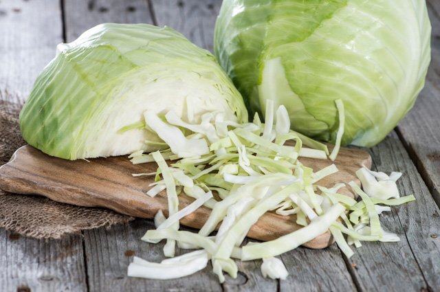    Почему белокочанная капуста горчит и что с этим делать?