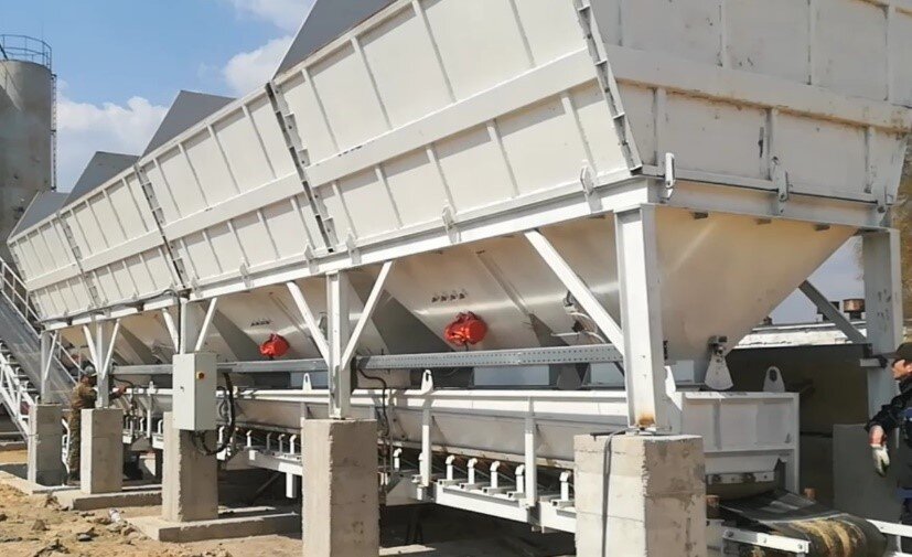 Рис. 3. Общий вид дозирующего комплекса инертных материалов