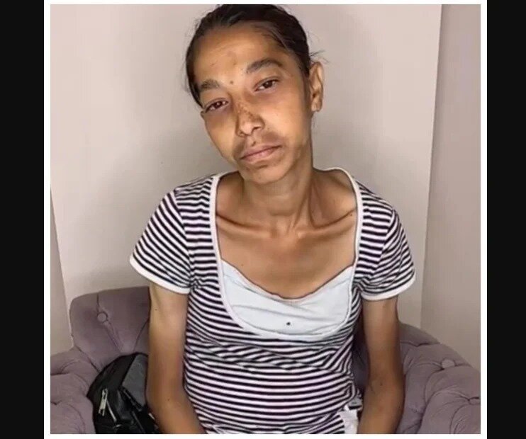  Для Аян Шафаг, визажиста из Азербайджана, ее карьера — исполнение детской мечты. Аян всегда имел страсть к рисованию и украшению людей, что приносило им истинное счастье.-2