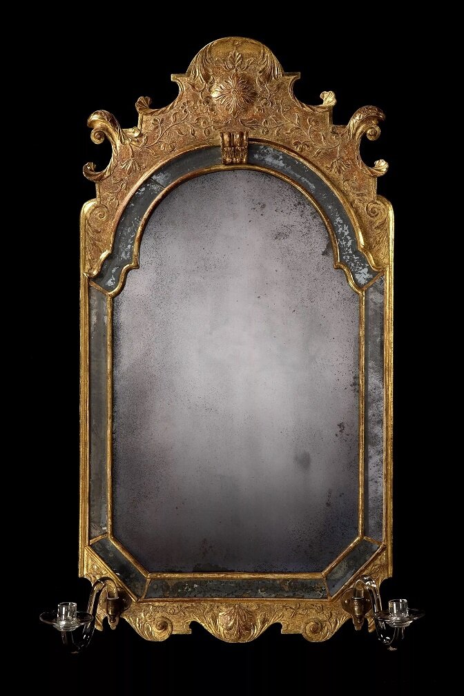 Старинное зеркало в интерьере (85 фото)