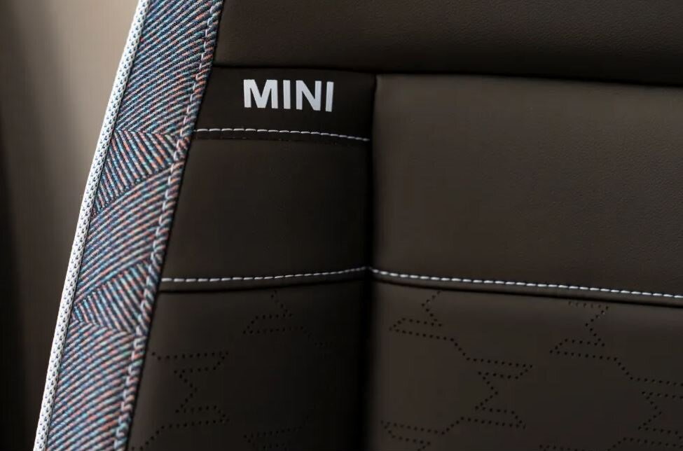 Новая обивка Vescin