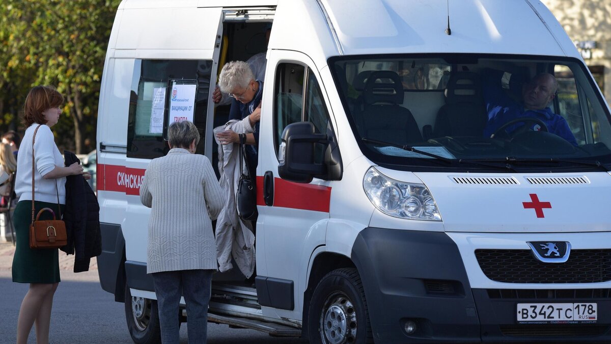    Почему скорая помощь в Новороссийске не такая "скорая": причина неожиданная© РИА Новости | Александр Гальперин