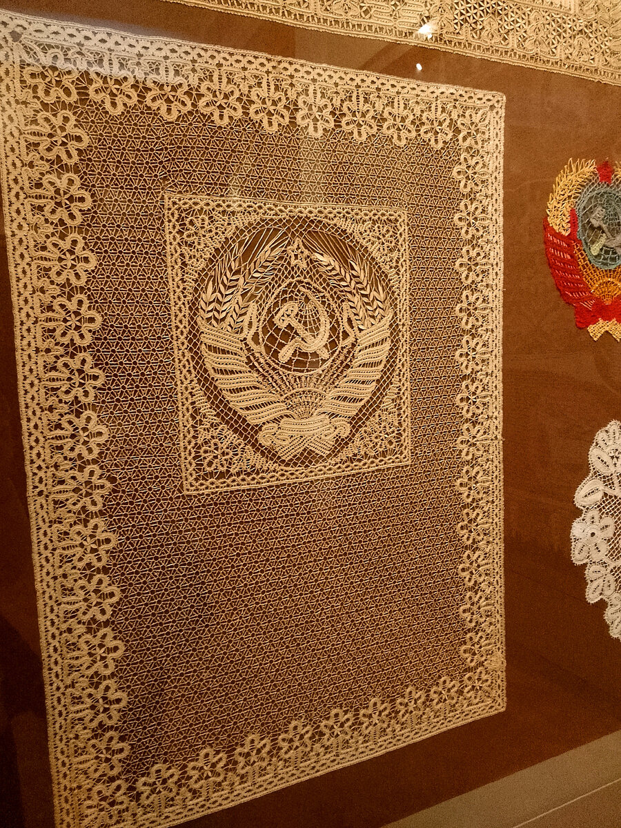 фото автора/салфетка "Серп и молот" 1930-е