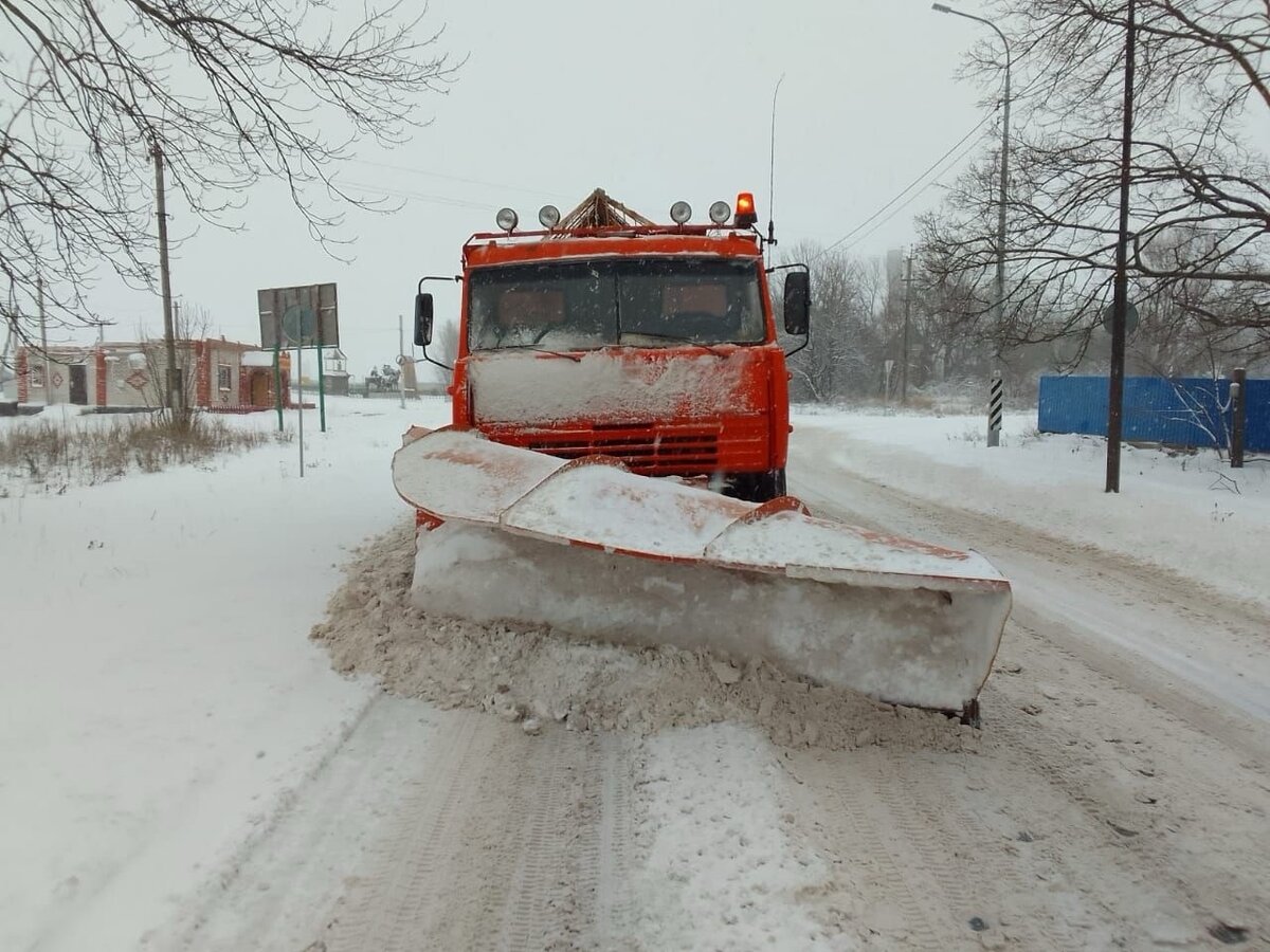   В Курской области 145 единиц техники убирают снег