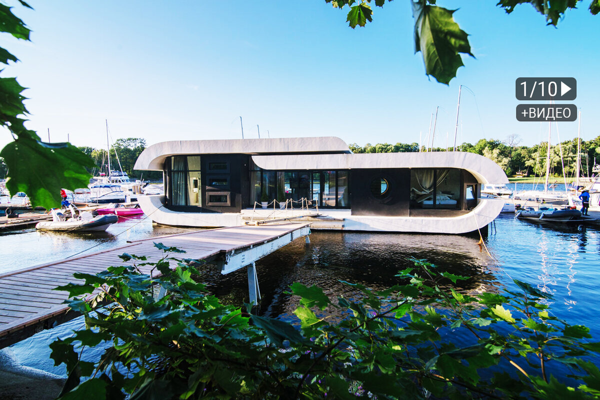 House Boat, Санкт-Петербург