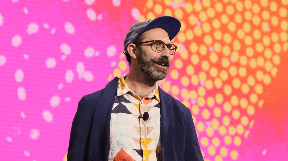 Эмметт Шир.