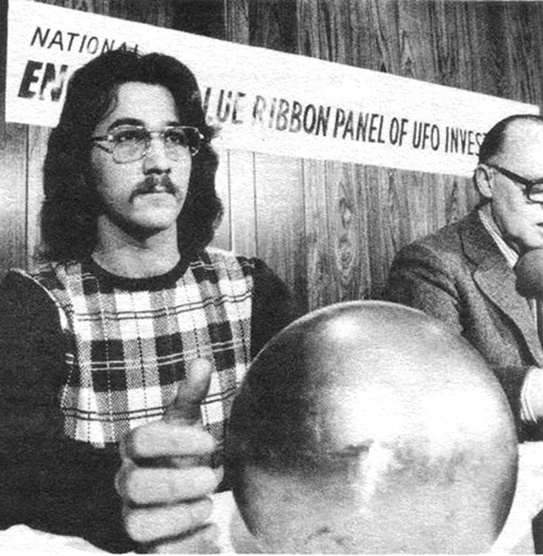 Артефакт неоднократно демонстрировали желающим.
Источник фото: http://www.thestyleinspiration.com/wp-content/uploads/2019/09/betz-mystery-sphere.jpg