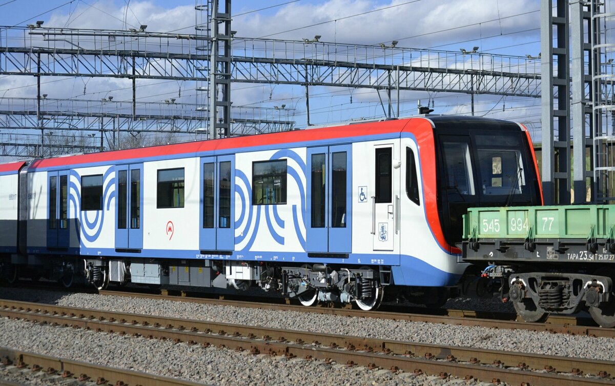 Перевозка новых вагонов для московского метро