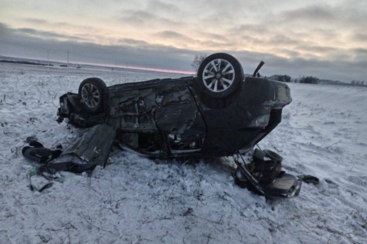    В Саргатском районе Омской области в аварии пострадало шесть человек