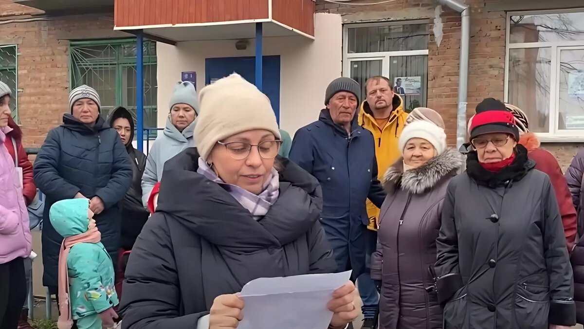 В Новосибирске жильцы треснувшей хрущевки обратились к главе СКР Бастрыкину  | Atas.info | Дзен