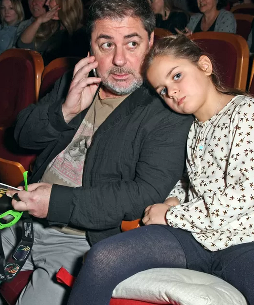 Александр Цекало с дочкой