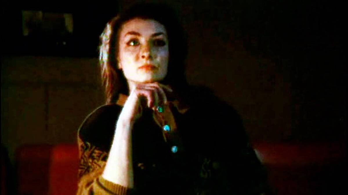    Кадр из фильма «Сделай мне больно» (1993)