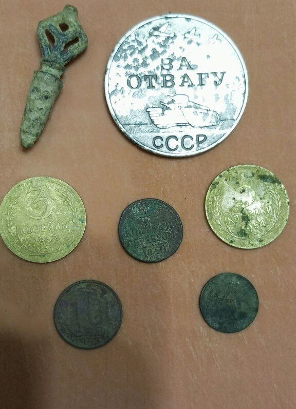 Другие находки с того самого места