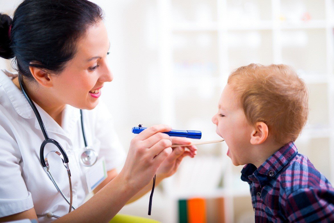 Наблюдение ребенка врач